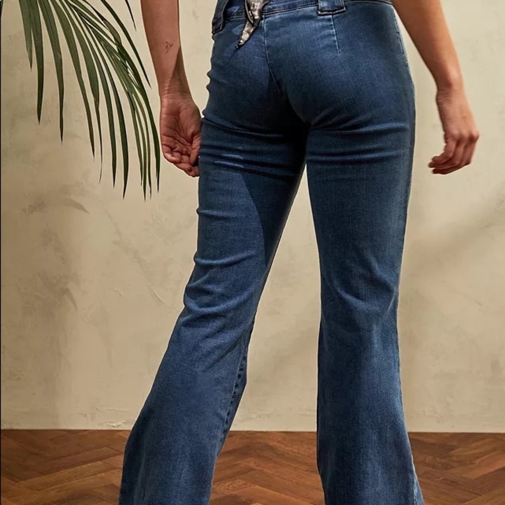 COPY - Y2K BDG Missy Low-Rise Bootcut Flare Jeans with large Belt Loops (NWT)